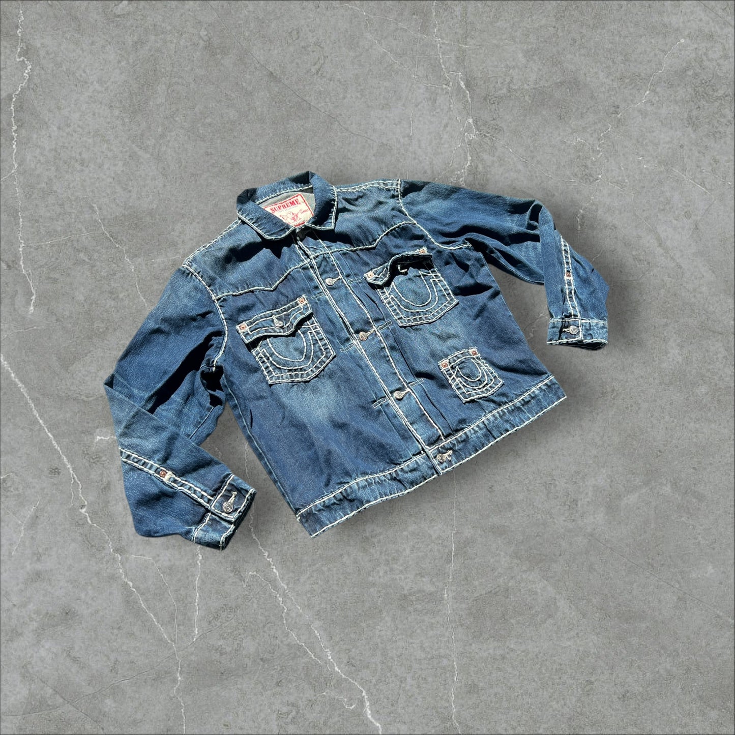 Supreme x True Religion Jeansjacke – Größe L